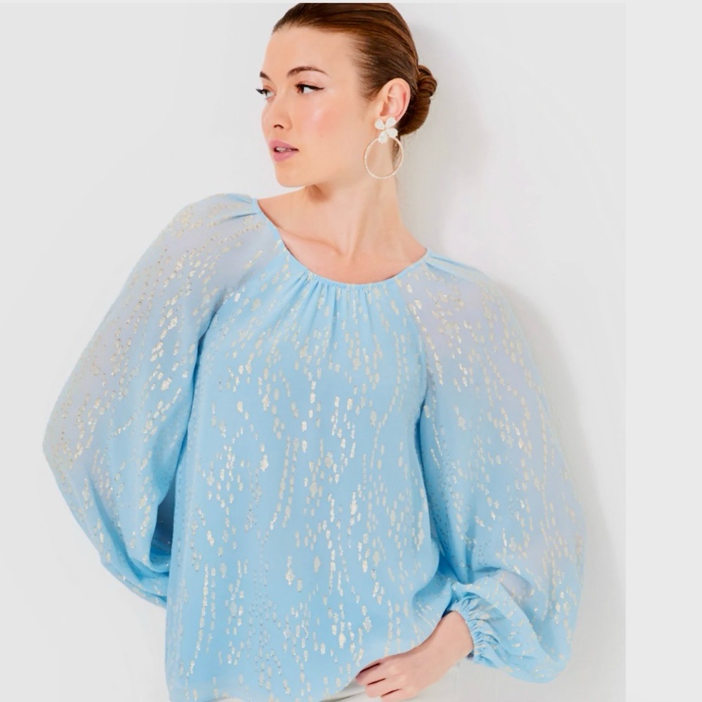 Lilly Pulitzer Light Blue and Silver Blouse NWT